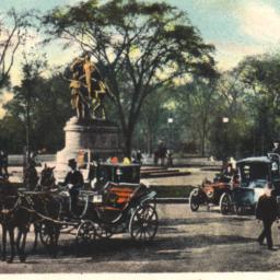 Entrance to Central Park, N...