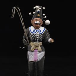 Male Peking Opera Figurine ...
